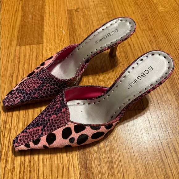 BCBGirls Pink & Black Animal Print Heels/Kitten Heels/Mule. Size 7. - Picture 3 of 6
